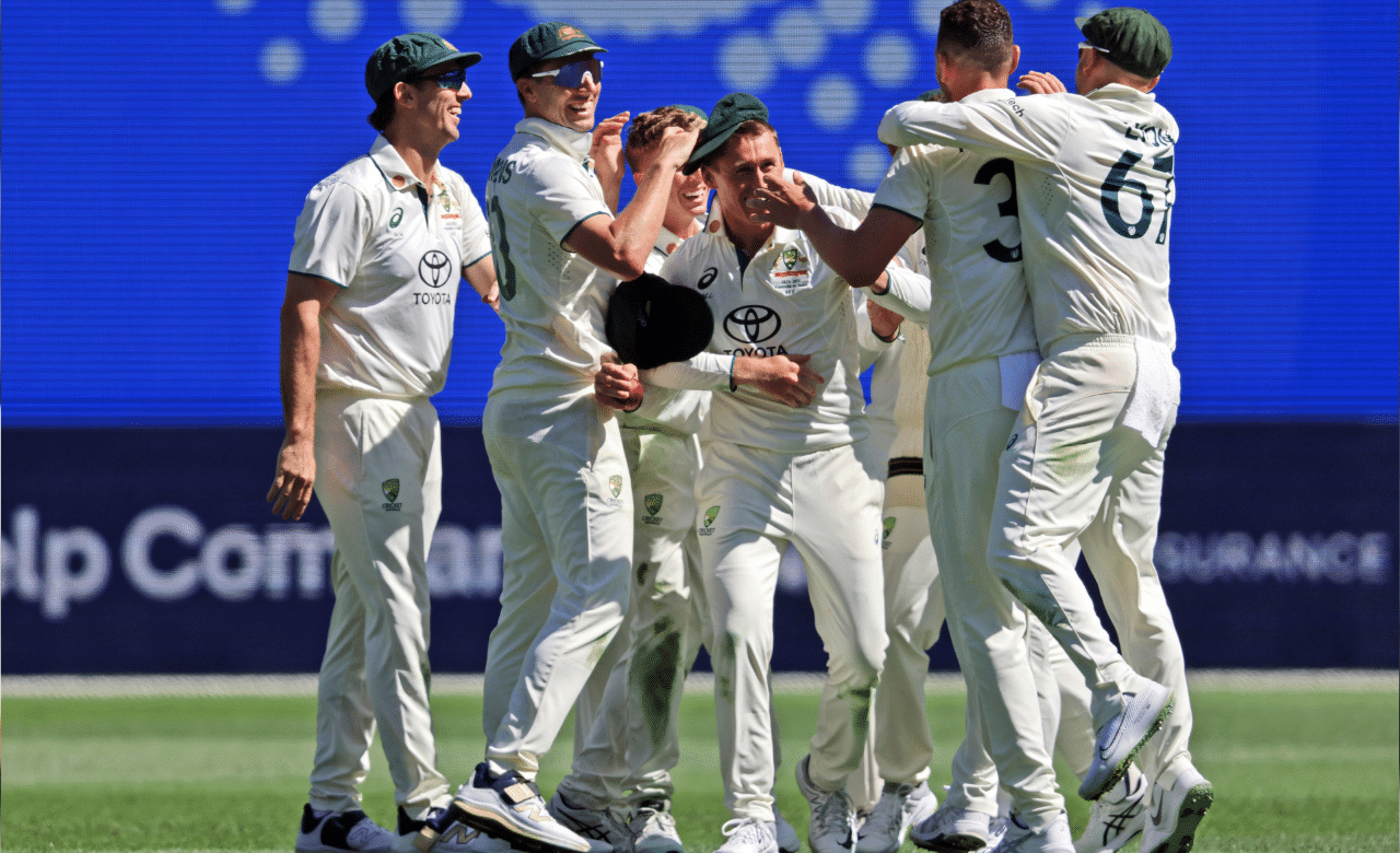 India- Australia Test: പിങ്ക് ടെസ്റ്റിൽ ഓസ്ട്രേലിയയ്ക്ക് തിരിച്ചടി; സ്റ്റാർ പേസർ പുറത്ത് India- Australia Test: പിങ്ക് ടെസ്റ്റിൽ ഓസ്ട്രേലിയയ്ക്ക് തിരിച്ചടി; സ്റ്റാർ പേസർ പുറത്ത്