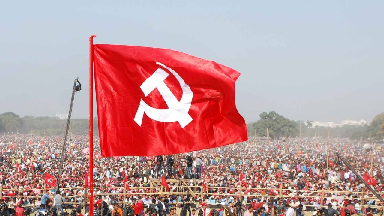 Bengal CPM : സോഷ്യൽ മീഡിയ പോസ്റ്റുകൾ നിർമിക്കാനും പങ്കുവെക്കാനും ആളെ വേണം; ജോലി വാഗ്ദാനവുമായി ബംഗാൾ സിപിഎം Bengal CPM : സോഷ്യൽ മീഡിയ പോസ്റ്റുകൾ നിർമിക്കാനും പങ്കുവെക്കാനും ആളെ വേണം; ജോലി വാഗ്ദാനവുമായി ബംഗാൾ സിപിഎം
