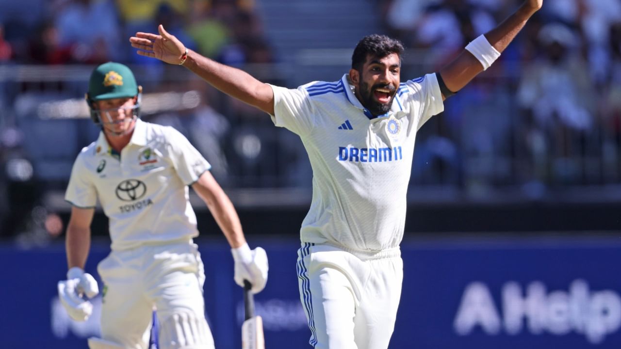 IND vs AUS : ബുംറ ഫയറല്ല, വൈൽഡ് ഫയർ!; രണ്ടാം ഇന്നിംഗ്സിൽ വിറച്ചുവീണ് ഓസ്ട്രേലിയ; മൂന്ന് വിക്കറ്റ് നഷ്ടം IND vs AUS : ബുംറ ഫയറല്ല, വൈൽഡ് ഫയർ!; രണ്ടാം ഇന്നിംഗ്സിൽ വിറച്ചുവീണ് ഓസ്ട്രേലിയ; മൂന്ന് വിക്കറ്റ് നഷ്ടം