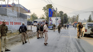 Jammu Kashmir Encounter: കശ്മീരിൽ ഭീകരരുമായി വീണ്ടും ഏറ്റുമുട്ടൽ; ഒരു സൈനികന് വീരമൃത്യു; മൂന്നുപേർക്ക് പരിക്ക്