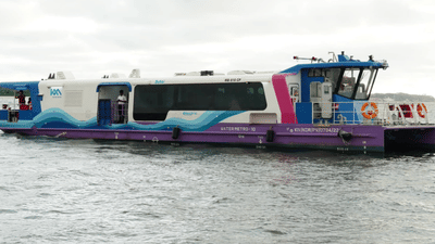 Kochi Water Metro : കൊച്ചി വാട്ടര്‍ മെട്രോ ഇത്ര വലിയ സംഭവമോ? വാനോളം പുകഴ്ത്തി ദേശീയ സാമ്പത്തിക സര്‍വേ