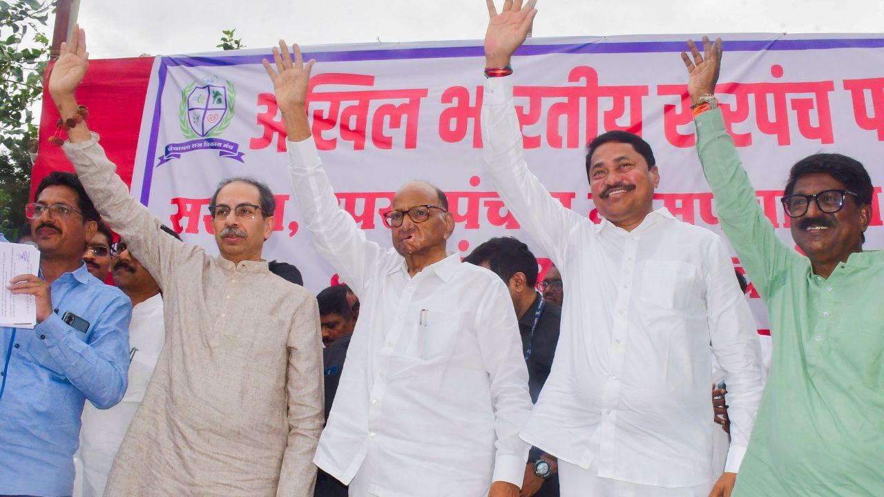 Maharashtra-Jharkhand Election: അങ്കം കനക്കും; പ്രചാരണ ചൂടില് മഹാരാഷ്ട്രയും ജാര്ഖണ്ഡും, ഭീഷണിയുമായി വിമതര് Maharashtra-Jharkhand Election: അങ്കം കനക്കും; പ്രചാരണ ചൂടില് മഹാരാഷ്ട്രയും ജാര്ഖണ്ഡും, ഭീഷണിയുമായി വിമതര്