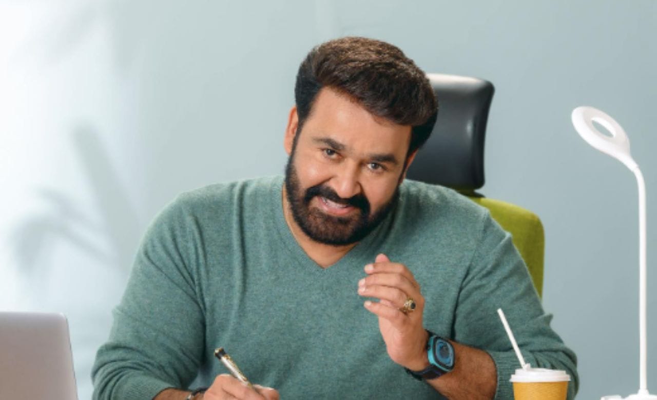 മലയാളത്തിന്റെ സ്വന്തം മോഹൻലാലിന് പാചകത്തോടും ഭക്ഷണത്തോടുമുള്ള പ്രിയം എല്ലാവർക്കും അറിയുന്ന കാര്യമാണ്. പലപ്പോഴും വ്യത്യസ്തമായ വിഭവങ്ങൾ അദ്ദേഹം പരീക്ഷിക്കാറുണ്ട്. ഈ പരീക്ഷണം നിമിഷങ്ങൾക്ക് അകം സോഷ്യൽ മീഡിയയിൽ വെെറലാകാറുണ്ട്. (Image Credits: Mohanlal)