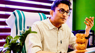 N Prasanth IAS: ‘സത്യം പറയാനുള്ള അവകാശം ഭരണഘടന ഉറപ്പുനൽകുന്നു’; ജീവിതത്തിലെ ആദ്യ സസ്പെൻഷൻ: പ്രശാന്ത് ഐഎഎസ്