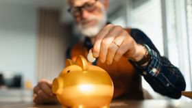 60 വയസാകുമ്പോഴേക്ക് 3 കോടി രൂപ വേണോ? 48 വയസില്‍ നിക്ഷേപം...