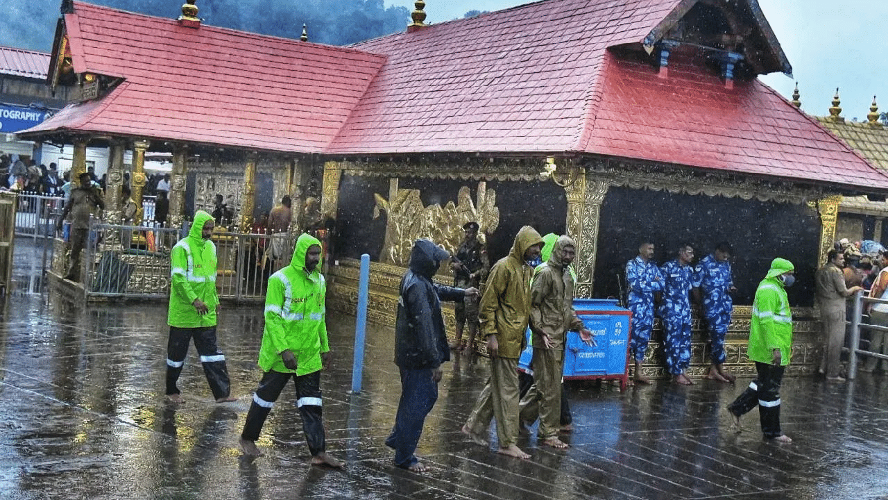 Sabarimala Climate: മഴ പ്രതീക്ഷിക്കണോ?; ശബരിമലയിലെ കാലവസ്ഥ ഇങ്ങനെ Sabarimala Climate: മഴ പ്രതീക്ഷിക്കണോ?; ശബരിമലയിലെ കാലവസ്ഥ ഇങ്ങനെ