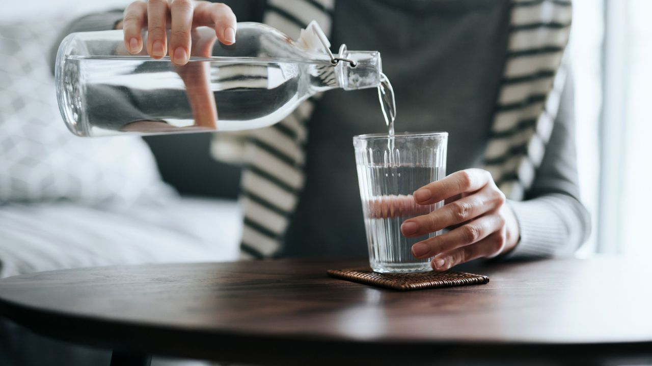 Water: ഭൂമിയിലെ ശുദ്ധജലത്തിന്റെ അളവ് കുറയുന്നു; നഷ്ടമായത് വീണ്ടെടുക്കാനാകാത്ത വിധം വെള്ളം Water: ഭൂമിയിലെ ശുദ്ധജലത്തിന്റെ അളവ് കുറയുന്നു; നഷ്ടമായത് വീണ്ടെടുക്കാനാകാത്ത വിധം വെള്ളം