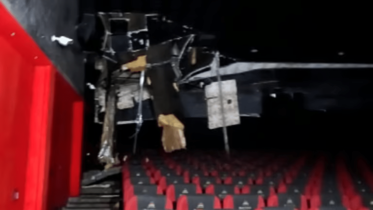 Theater Water Tank Broken: സിനിമ തിയേറ്ററിലെ വാട്ടർ ടാങ്ക് തകർന്നു വീണു; നാല് പേർക്ക് പരിക്കേറ്റു