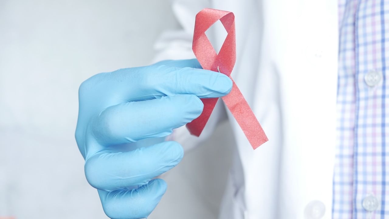 World Aids Day 2024: ‘ഒന്നായ് പൂജ്യത്തിലേയ്ക്ക്’ ലക്ഷ്യം കൈവരിക്കാൻ ഒരുമയോടെ കേരളം, ശ്രദ്ധിക്കാം ഇക്കാര്യങ്ങള് World Aids Day 2024: ‘ഒന്നായ് പൂജ്യത്തിലേയ്ക്ക്’ ലക്ഷ്യം കൈവരിക്കാൻ ഒരുമയോടെ കേരളം, ശ്രദ്ധിക്കാം ഇക്കാര്യങ്ങള്