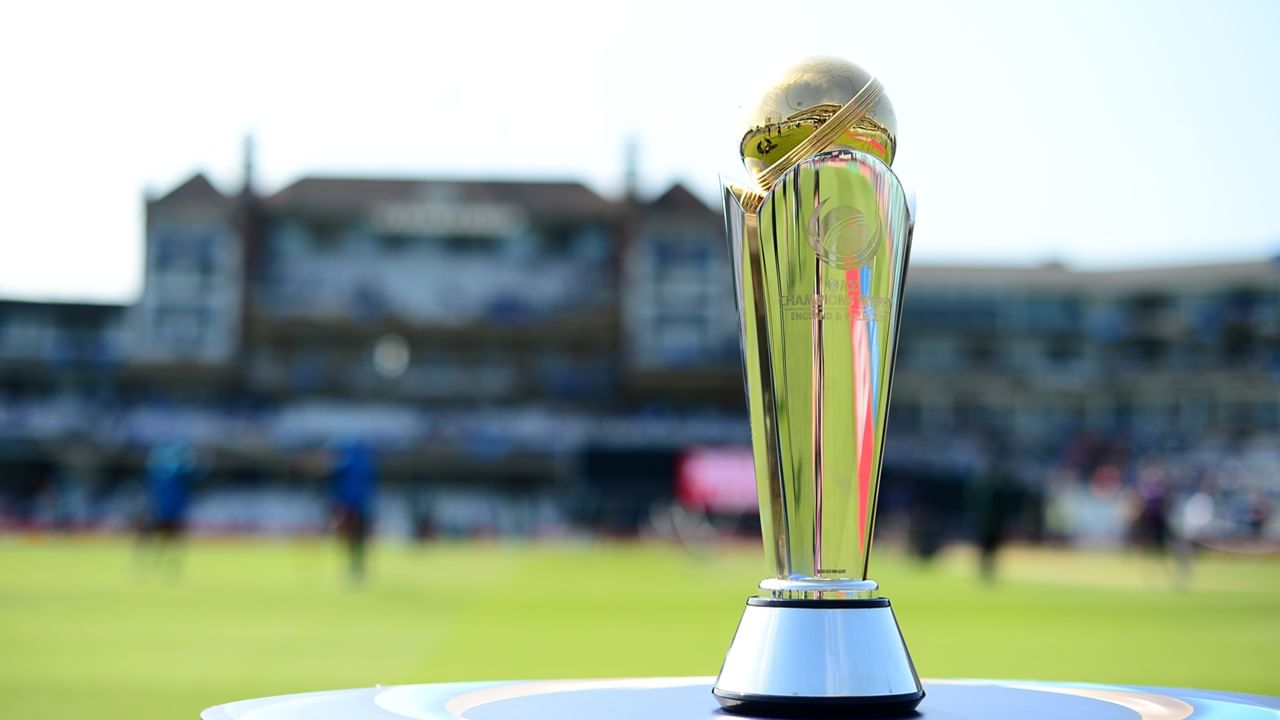 ICC Champions Trophy: മറ്റ് വഴികളില്ല, ചാമ്പ്യന്സ് ട്രോഫിയുടെ ‘ഹൈബ്രിഡ്’ മോഡല് പിസിബി വ്യവസ്ഥകളോടെ അംഗീകരിച്ചേക്കും ? സൂചനകള് ഇങ്ങനെ ICC Champions Trophy: മറ്റ് വഴികളില്ല, ചാമ്പ്യന്സ് ട്രോഫിയുടെ ‘ഹൈബ്രിഡ്’ മോഡല് പിസിബി വ്യവസ്ഥകളോടെ അംഗീകരിച്ചേക്കും ? സൂചനകള് ഇങ്ങനെ