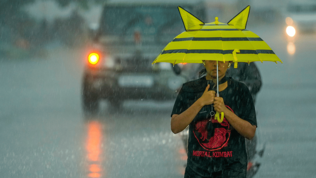 Kerala Rain Alert: സംസ്ഥാനത്ത് വരും ദിവസങ്ങളിൽ ശക്തമായ മഴ: നാളെ രണ്ട് ജില്ലകളിൽ ഓറഞ്ച് അലർട്ട്