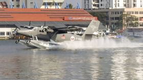 Seaplane: വെള്ളത്തിലൂടെ ബോട്ട് പോലെ പോകും, കരയിലൂടെ വിമാനം പോലെ പറക്കും; എന്താണ് സീ പ്ലെയിൻ?