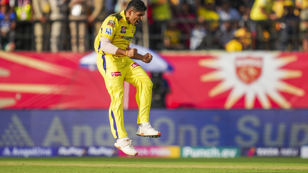 IPL MEGA AUCTION 2025: ദേശ്പാണ്ഡെയ്ക്ക് 6.5 കോടി, മഫാക്കയ്ക്ക് ഒന്നരക്കോടി, രാജസ്ഥാന്റെ ‘ക്രിസ്റ്റല് ക്ലിയര്’ തീരുമാനം; എയറില്ക്കേറ്റി ആരാധകര് IPL MEGA AUCTION 2025: ദേശ്പാണ്ഡെയ്ക്ക് 6.5 കോടി, മഫാക്കയ്ക്ക് ഒന്നരക്കോടി, രാജസ്ഥാന്റെ ‘ക്രിസ്റ്റല് ക്ലിയര്’ തീരുമാനം; എയറില്ക്കേറ്റി ആരാധകര്