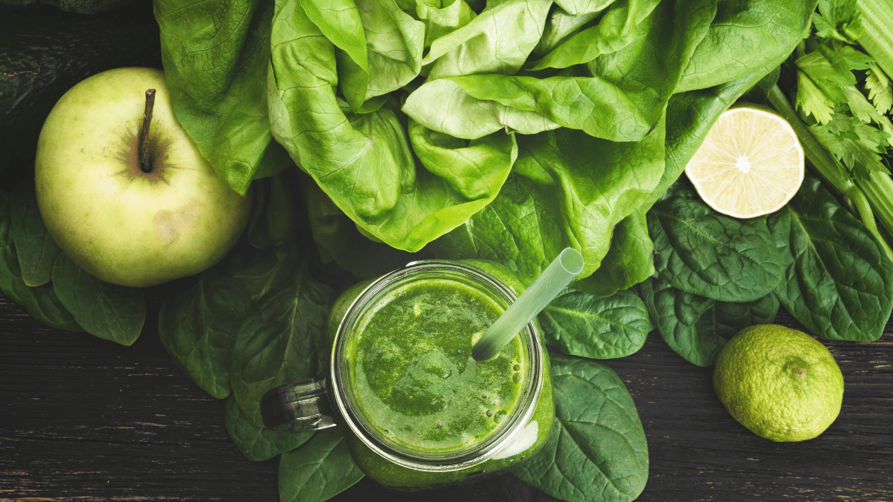 ആൻ്റിഓക്‌സിഡൻ്റുകളാൽ സമ്പുഷ്ടമായതിനാൽ വീഗനിസം ഹൃദയാരോഗ്യം നിലനിർത്താനും സഹായിക്കും. കാരണം ഫൈബർ, ഫോളിക് ആസിഡ്, ഫൈറ്റോകെമിക്കൽസ്, ആൻറി-ഓക്സിഡൻറ്സ് എന്നിവ അടങ്ങിയ പച്ചക്കറികളാണ് ഇതിൽ അധികവും ഉള്ളത്. (IMAGE- Rouzes / GETTY IMAGES)