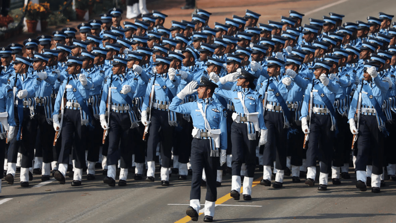 Armed Forces Job Vaccancy: സായുധസേനകളിൽ ഓഫീസറാകാൻ സുവർണാവസരം; ചെയ്യേണ്ടത് ഇത്രമാത്രം