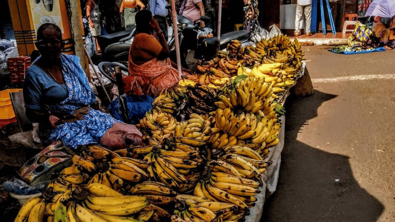 Banana Price Hike: നാളികേരത്തിന് പിന്നാലെ ഏത്തപ്പഴത്തിനും വില കൂടി; ആശ്വാസത്തിൽ കർഷകർ