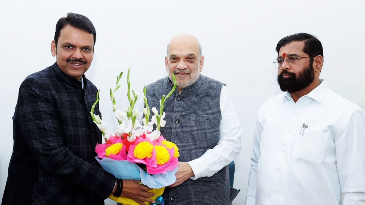 Maharashtra CM : പത്ത് ദിവസത്തെ അനിശ്ചിതത്വം, ഒടുവിൽ തീരുമാനം ദേവേന്ദ്ര ഫട്നാവിസ് മഹാരാഷ്ട്രയുടെ മുഖ്യമന്ത്രിയാകും Maharashtra CM : പത്ത് ദിവസത്തെ അനിശ്ചിതത്വം, ഒടുവിൽ തീരുമാനം ദേവേന്ദ്ര ഫട്നാവിസ് മഹാരാഷ്ട്രയുടെ മുഖ്യമന്ത്രിയാകും