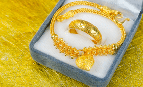 Kerala Gold Rate: ഇന്നും സ്വർണവില താഴേക്ക്; നിരക്കിൽ വൻകുറവ്