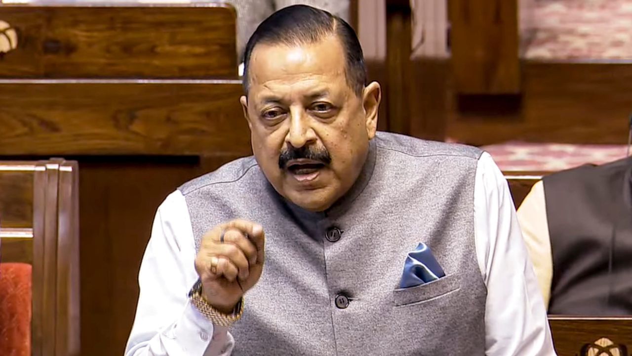 Bharatiya Antariksha Station by 2035: ഭാരത് ബഹിരാകാശ നിലയം 2035 ഓടെ യാഥാര്ഥ്യമാകും; 2040ല് ആദ്യ ഇന്ത്യക്കാരന്റെ യാത്ര Bharatiya Antariksha Station by 2035: ഭാരത് ബഹിരാകാശ നിലയം 2035 ഓടെ യാഥാര്ഥ്യമാകും; 2040ല് ആദ്യ ഇന്ത്യക്കാരന്റെ യാത്ര