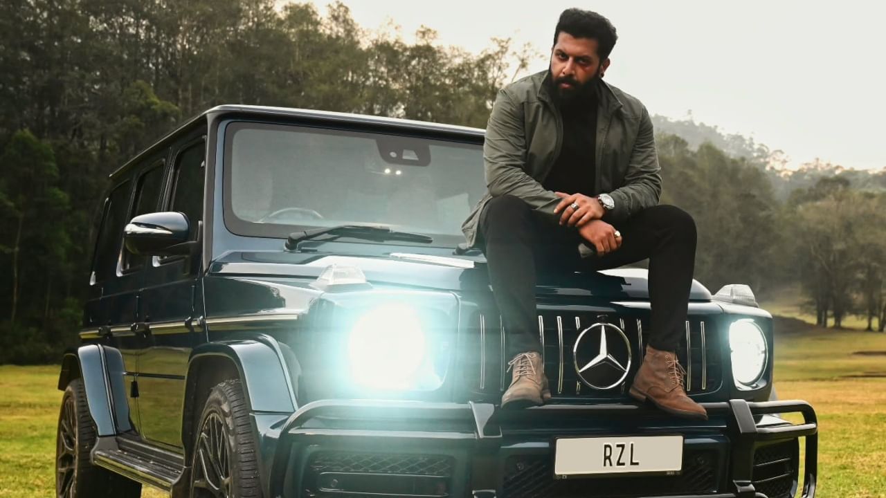 Marco Movie : മാർക്കോ പീറ്ററിൻ്റെ കോൾഡ് ബ്ലഡഡ് വില്ലൻ; റസൽ ഐസക്കിനെ ഗംഭീരമാക്കിയ അഭിമന്യു ഷമ്മി തിലകൻ്റെ മകൻ്റെ കുറിപ്പ് വൈറൽ Marco Movie : മാർക്കോ പീറ്ററിൻ്റെ കോൾഡ് ബ്ലഡഡ് വില്ലൻ; റസൽ ഐസക്കിനെ ഗംഭീരമാക്കിയ അഭിമന്യു ഷമ്മി തിലകൻ്റെ മകൻ്റെ കുറിപ്പ് വൈറൽ