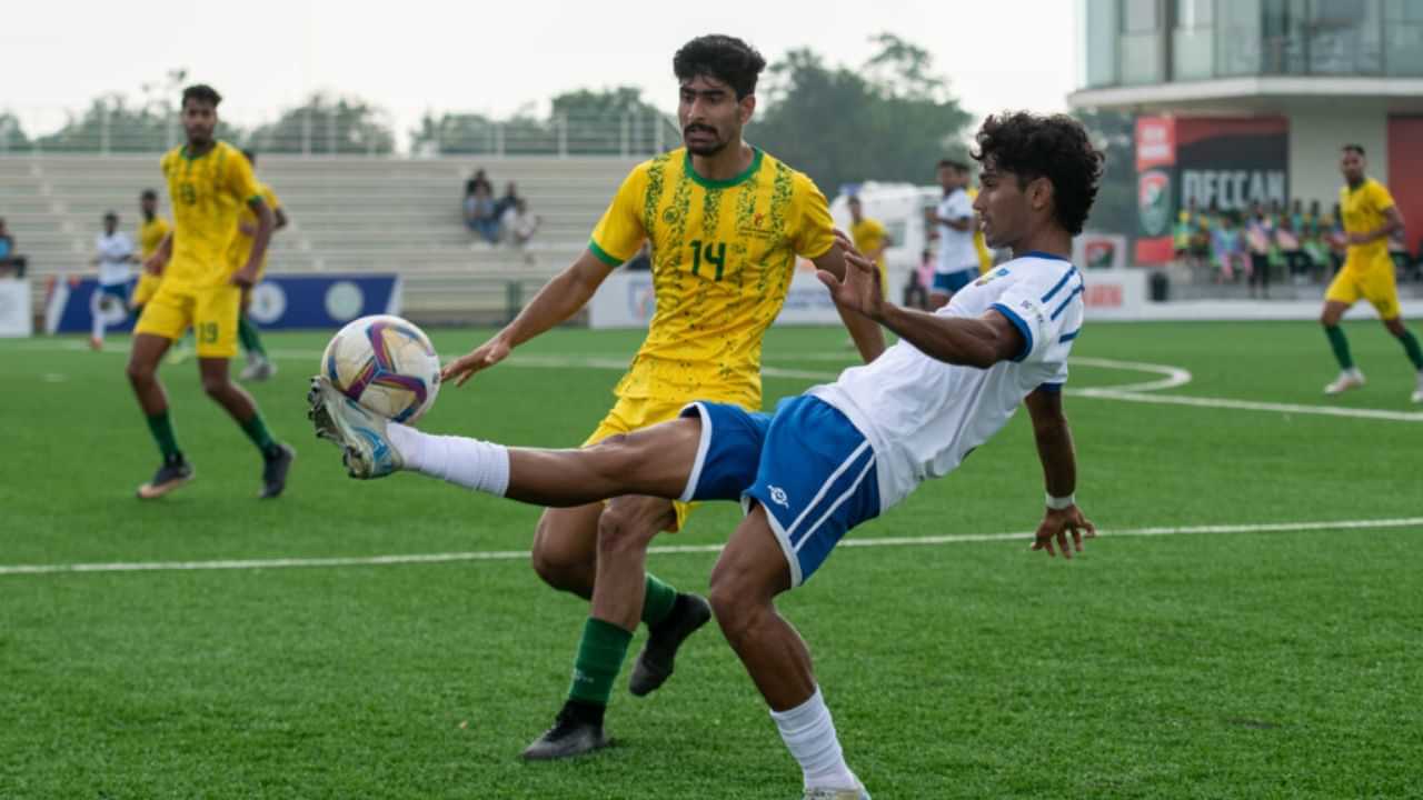 Santosh Trophy 2024 : കേരളം സന്തോഷ് ട്രോഫി സെമിയിൽ; ശക്തരായ ജമ്മു കശ്മീരിനെ കീഴടക്കിയത് ഒരു ഗോളിന്