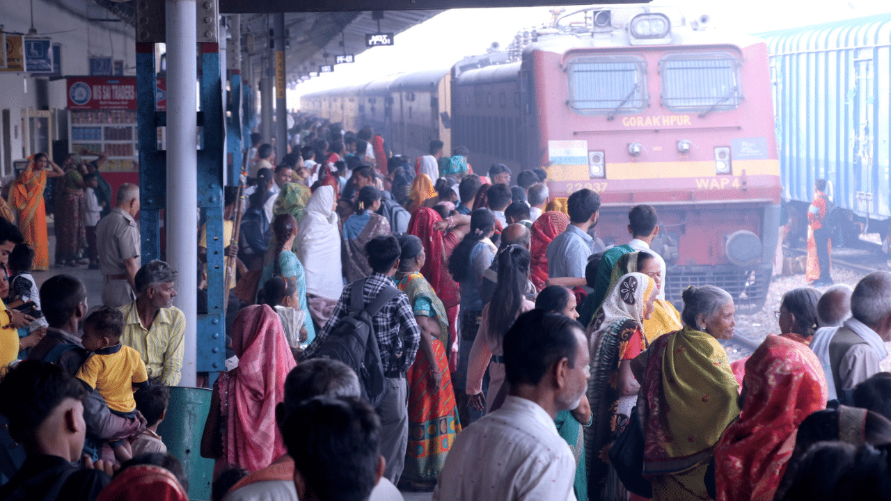 Train Services: ദേ വീണ്ടും ന്യൂ ഇയർ സമ്മാനം; ഡൽഹിയിൽ നിന്ന് കേരളത്തിലേക്ക് സൂപ്പർ ഫാസ്റ്റ് സ്പെഷ്യൽ ട്രെയിൻ