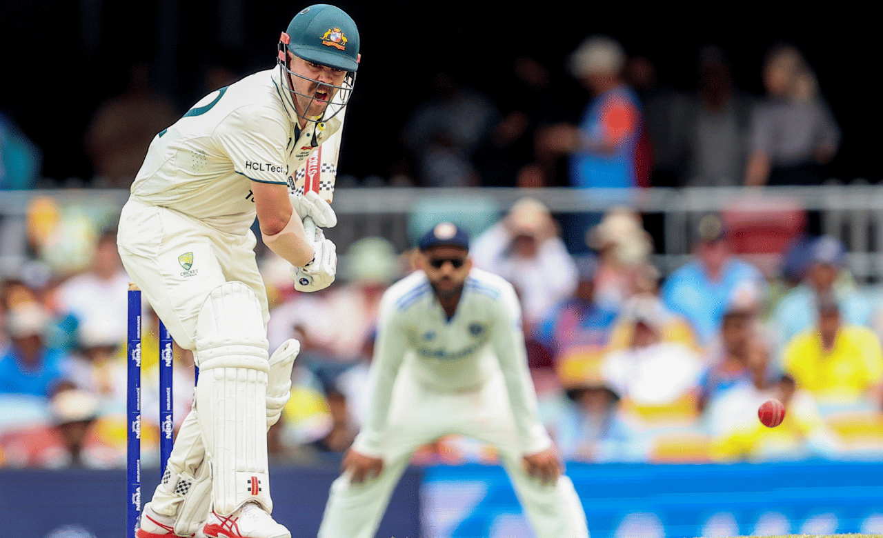 ബോര്ഡര് ഗവാസ്കര് ട്രോഫിയിലെ ഗാബ ടെസ്റ്റ് സമനിലയിലായതിന് പിന്നാലെ ഓസ്ട്രേലിയന് താരം ട്രാവിസ് ഹെഡിന് പരിക്കെന്ന് റിപ്പോര്ട്ട്. (Image Credits: PTI)