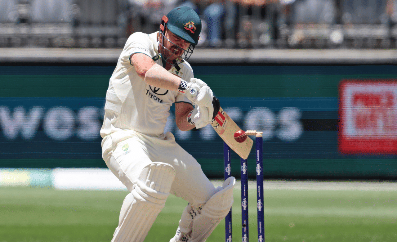 ബോർഡർ ​ഗവാസ്കർ ട്രോഫിയിലെ റൺവേട്ടക്കാരുടെ പട്ടികയിൽ ഒന്നാമനാണ് താരം.  മൂന്ന് മത്സരങ്ങളില്‍ നിന്ന് 409 റണ്‍സാണ് ഹെഡിന്റെ സമ്പാദ്യം. (Image Credits: PTI)