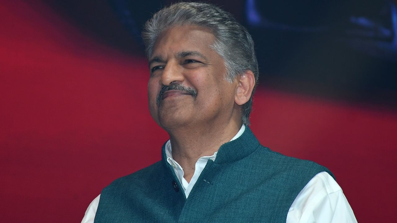 Anand Mahindra: കാറുകളുടെ പ്രശ്നവും ജോലിക്കാരുടെ സ്വഭാവവും ശരിയാക്കണമെന്ന് ഉപയോക്താവ്; ആനന്ദ് മഹീന്ദ്രയുടെ മറുപടി വൈറല് Anand Mahindra: കാറുകളുടെ പ്രശ്നവും ജോലിക്കാരുടെ സ്വഭാവവും ശരിയാക്കണമെന്ന് ഉപയോക്താവ്; ആനന്ദ് മഹീന്ദ്രയുടെ മറുപടി വൈറല്