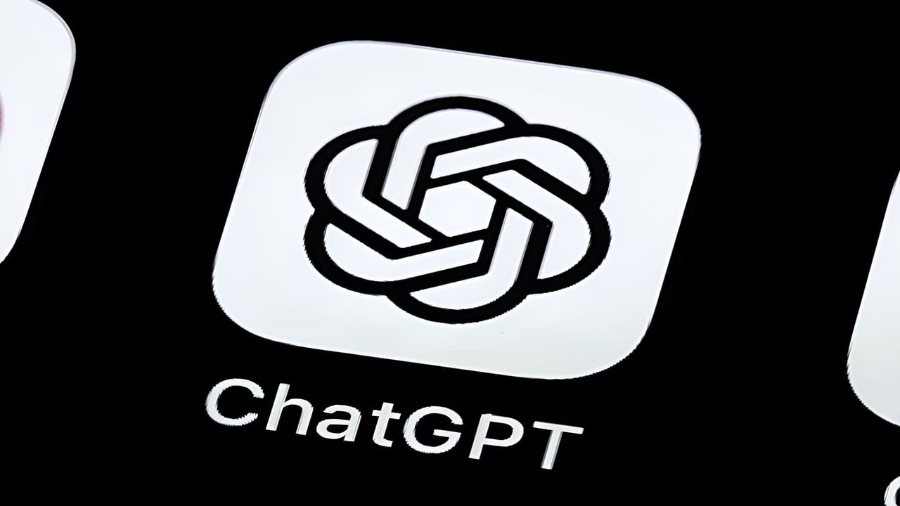 ChatGPT Down : എല്ലാം അടിച്ചുപോയ് ഗയ്സ് ! മെറ്റയ്ക്ക് പിന്നാലെ ചാറ്റ്ജിപിടിയും തന്നത് എട്ടിന്റെ പണി; വലഞ്ഞ് ഉപയോക്താക്കള് ChatGPT Down : എല്ലാം അടിച്ചുപോയ് ഗയ്സ് ! മെറ്റയ്ക്ക് പിന്നാലെ ചാറ്റ്ജിപിടിയും തന്നത് എട്ടിന്റെ പണി; വലഞ്ഞ് ഉപയോക്താക്കള്