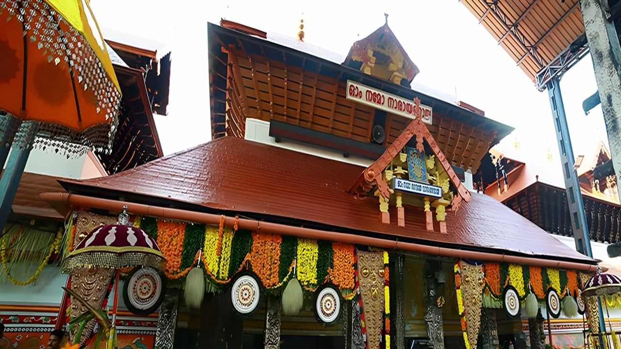 Guruvayur Ekadashi 2024 : ഭഗവത് സന്നിധിയില്‍ നാമജപം മുഴങ്ങും, വ്രതശുദ്ധിയില്‍ ഭക്തര്‍; ഇന്ന് ഗുരുവായൂര്‍ ഏകാദശി