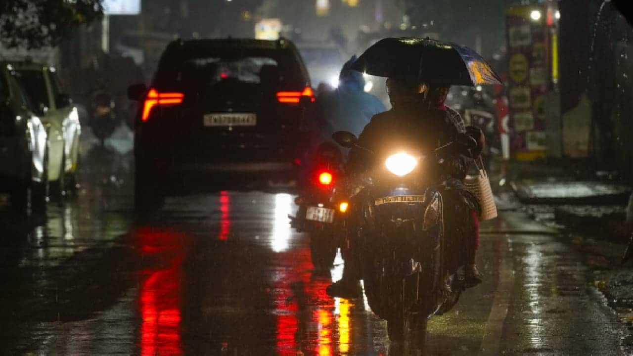 Kerala Rain Alert: ശക്തി കൂടിയ ന്യൂനമർദം; കേരളത്തിൽ അടുത്ത അഞ്ച് ദിവസം മഴയ്ക്ക് സാധ്യത