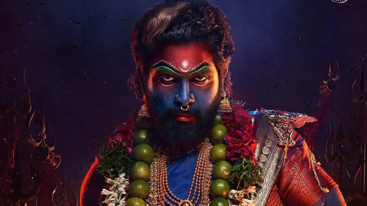 Pushpa 2 Stampede : പുഷ്പ 2 റിലീസിനിടെയുണ്ടായ അപകടം; മരിച്ച യുവതിയുടെ കുടുംബത്തിന് 50 ലക്ഷം രൂപ നൽകി നിർമാതാക്കൾ Pushpa 2 Stampede : പുഷ്പ 2 റിലീസിനിടെയുണ്ടായ അപകടം; മരിച്ച യുവതിയുടെ കുടുംബത്തിന് 50 ലക്ഷം രൂപ നൽകി നിർമാതാക്കൾ