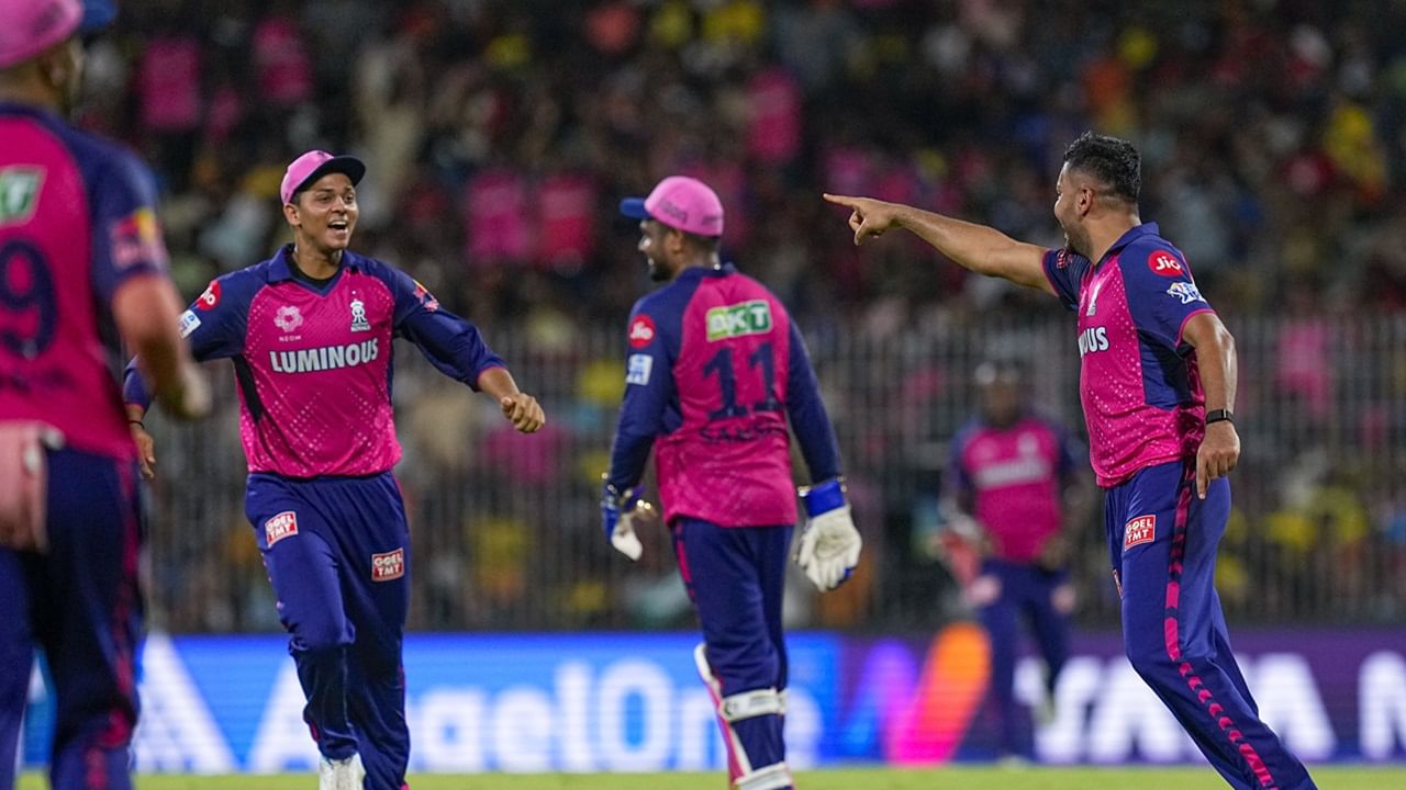 Rajasthan Royals : രാജസ്ഥാന് റോയല്സിന്റെ അവസ്ഥ ശോകം, പ്രശ്നങ്ങള് ആരംഭിക്കുന്നത് അവിടം മുതല് ! ആശങ്കപ്പെടുത്തുന്ന വിലയിരുത്തല് Rajasthan Royals : രാജസ്ഥാന് റോയല്സിന്റെ അവസ്ഥ ശോകം, പ്രശ്നങ്ങള് ആരംഭിക്കുന്നത് അവിടം മുതല് ! ആശങ്കപ്പെടുത്തുന്ന വിലയിരുത്തല്