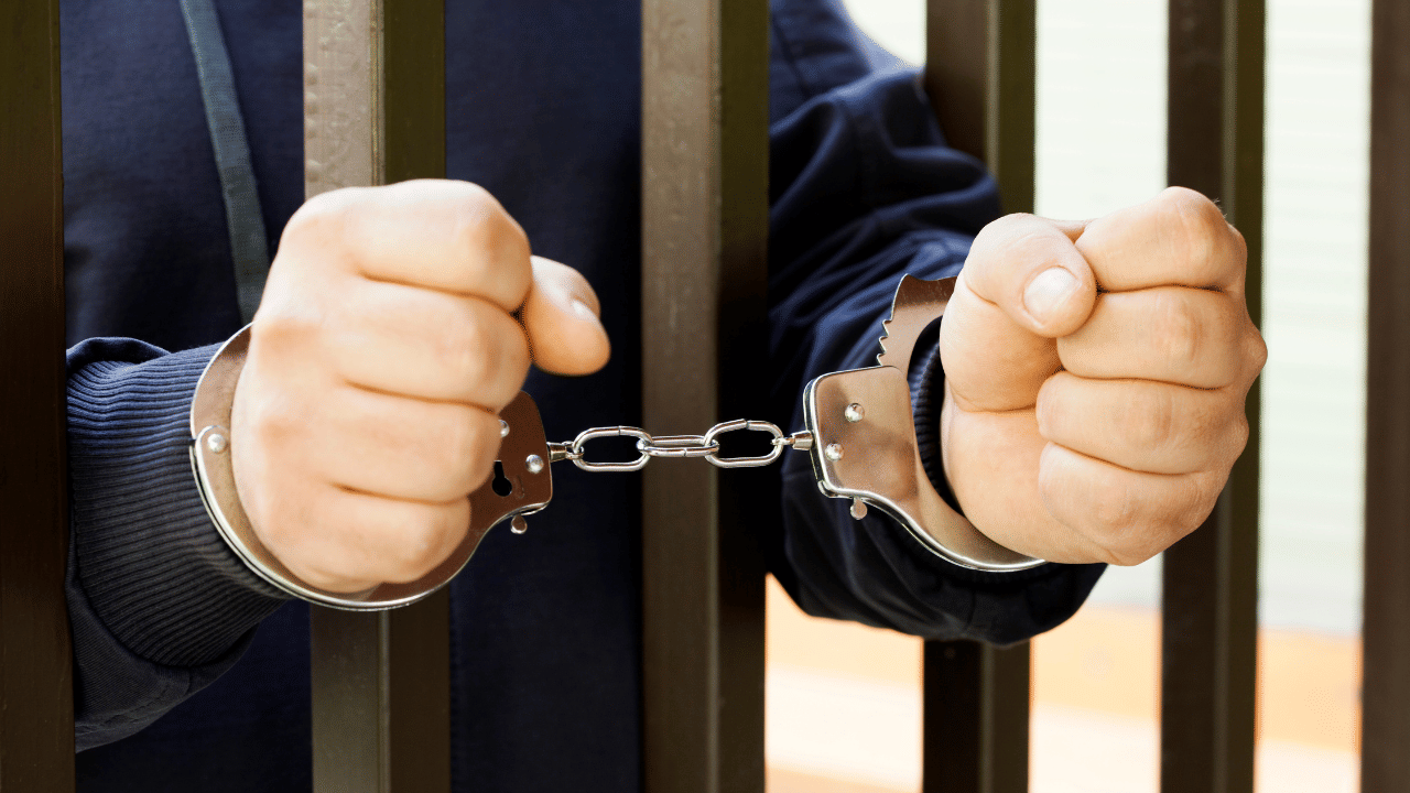 U Prathibha MLA Son: യു പ്രതിഭ എംഎൽഎയുടെ മകൻ കഞ്ചാവുമായി പിടിയിൽ; പരിശോധനയിൽ കണ്ടെത്തിയത് മൂന്ന് ഗ്രാം കഞ്ചാവ് U Prathibha MLA Son: യു പ്രതിഭ എംഎൽഎയുടെ മകൻ കഞ്ചാവുമായി പിടിയിൽ; പരിശോധനയിൽ കണ്ടെത്തിയത് മൂന്ന് ഗ്രാം കഞ്ചാവ്