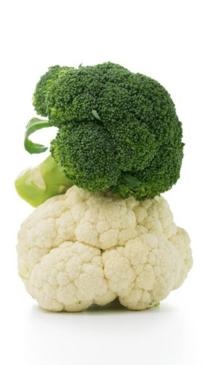 Broccoli Or Cauliflower :ബ്രോക്കോളി നാരുകളും പ്രോട്ടീനുകളും അടങ്ങിയിട്ടുണ്ട്. 100 ഗ്രാം ബ്രോക്കോളിയിൽ ഏകദേശം 3 ഗ്രാം ഫൈബറും 2 ഗ്രാം പ്രോട്ടീനും ഉണ്ട്.