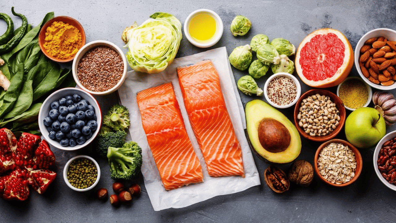 Foods for Mental Health: നല്ല ഭക്ഷണം ശരീരത്തിന് മാത്രമല്ല മാനസികാരോഗ്യത്തിനും; ഈ ഭക്ഷണങ്ങൾ പതിവാക്കൂ Foods for Mental Health: നല്ല ഭക്ഷണം ശരീരത്തിന് മാത്രമല്ല മാനസികാരോഗ്യത്തിനും; ഈ ഭക്ഷണങ്ങൾ പതിവാക്കൂ
