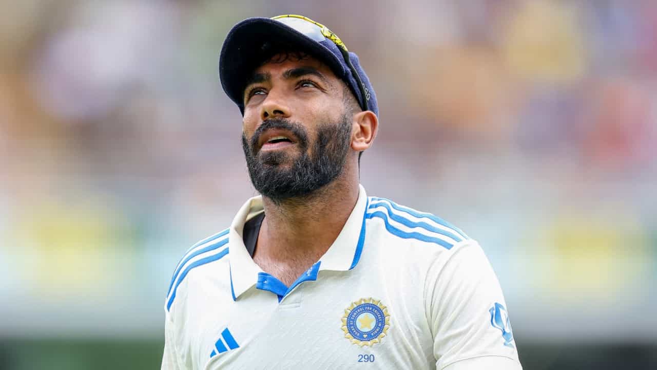 India vs Australia : ബുംറ ബാറ്റിംഗിനിറങ്ങും; പന്തെറിയുമോ എന്ന് ഇതുവരെ തീരുമാനമായില്ലെന്ന് റിപ്പോർട്ട് India vs Australia : ബുംറ ബാറ്റിംഗിനിറങ്ങും; പന്തെറിയുമോ എന്ന് ഇതുവരെ തീരുമാനമായില്ലെന്ന് റിപ്പോർട്ട്