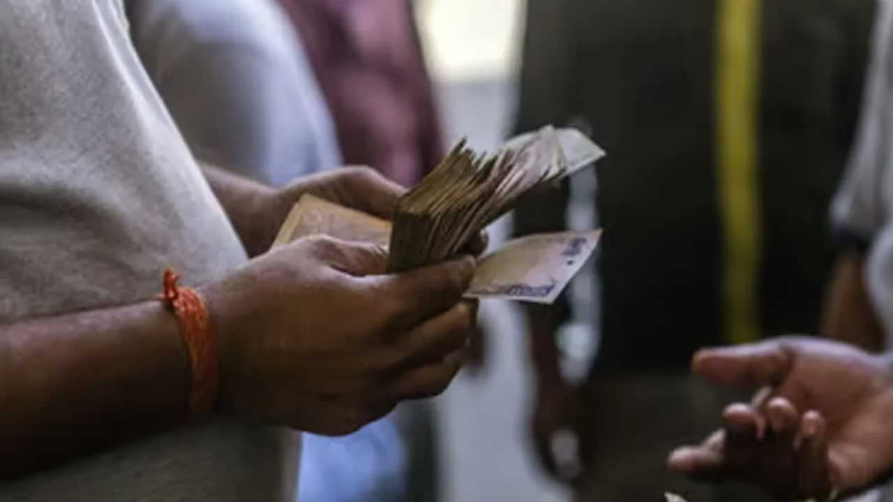 Kerala Corruption Cases: അഴിമതിക്കേസിലുള്ളത്  539 സർക്കാർ ജീവനക്കാർ , പുതിയ പട്ടിക നൽകാൻ വിജിലൻസ്