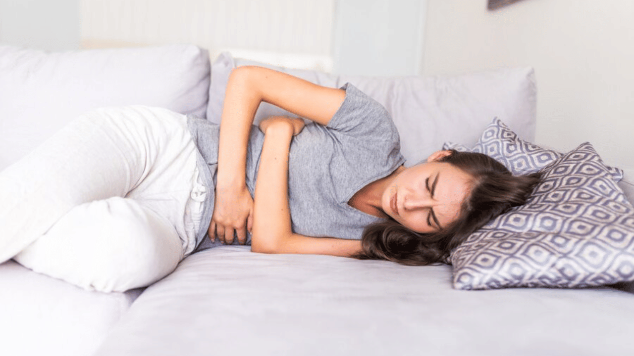 Menstrual Cramp Remedies: ആർത്തവ സമയത്തെ വേദനയാണോ പ്രശ്നം? എങ്കിൽ ഈ ഭക്ഷണങ്ങൾ ഡയറ്റിൽ ഉൾപ്പെടുത്തൂ