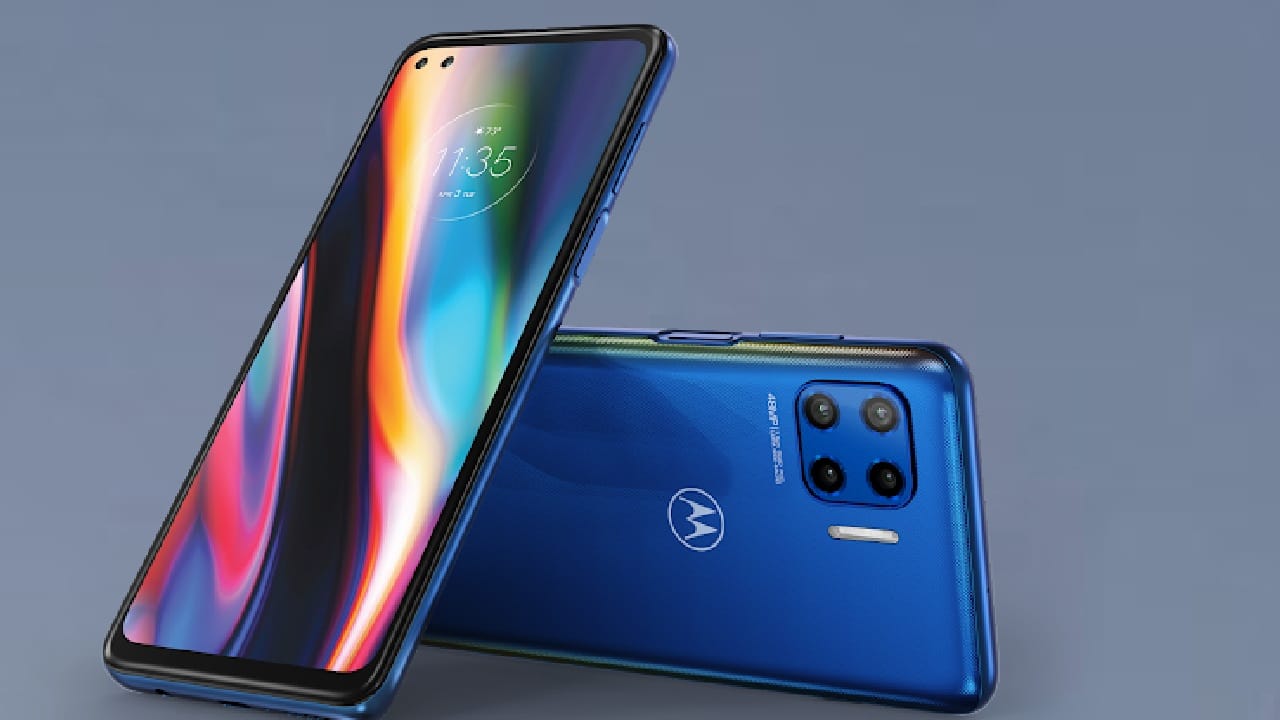 മീഡിയടെക് 6എൻഎം ഒക്ട കോർ ഡിമൻസിറ്റി 6300 ചിപ്സെറ്റിലാണ് രണ്ട് ഫോണുകളും പ്രവർത്തിക്കുക. 5000 എംഎഎച്ച് ബാറ്ററിയും 30 വാട്ട് വയർഡ് ഫാസ്റ്റ് ചാർജിംഗും ഫോണിലുണ്ട്. ആൻഡ്രോയ്ഡ് 15ലാണ് ഇരു ടീമുകളും പ്രവർത്തിക്കുക. ക്യാമറയിലും ഇരു ഫോണുകളും ഒരുപോലെയാണ്. വയർലസ് ചാർജിംഗിലാണ് പ്രധാനമായും വ്യത്യാസമുള്ളത്. (Image Courtesy - Social Media)