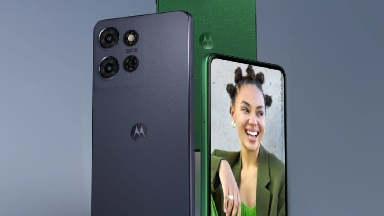 50 മെഗാപിക്സലാണ് ഇരു ഫോണിൻ്റെയും പ്രധാന ക്യാമറ. റിയർ ക്യാമറയാണ് പിൻഭാഗത്തുണ്ടാവുക. 16 മെഗാപിക്സലിൻ്റെ സെൽഫി ക്യാമറയും ഫോണിലുണ്ടാവും. പവർ വേരിയൻ്റിൽ വയർലസ് ചാർജിങ് ഉണ്ട്. ഒപ്പം മിലിട്ടറി ഗ്രേഡിലുള്ള ഡ്യൂറബിലിറ്റിയും പവർ വേരിയൻ്റിൻ്റെ സവിശേഷതയാണ്. (Image Courtesy - Social Media)