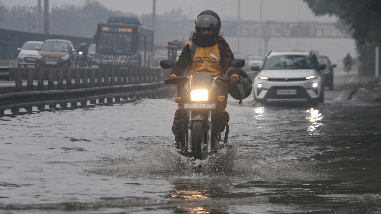 Kerala Rain Alert: ചക്രവാതച്ചുഴി; സംസ്ഥാനത്ത് ഇന്ന് ശക്തമായ മഴയ്ക്ക് സാധ്യത, മൂന്ന് ജില്ലകളിൽ യെല്ലോ അലർട്ട്