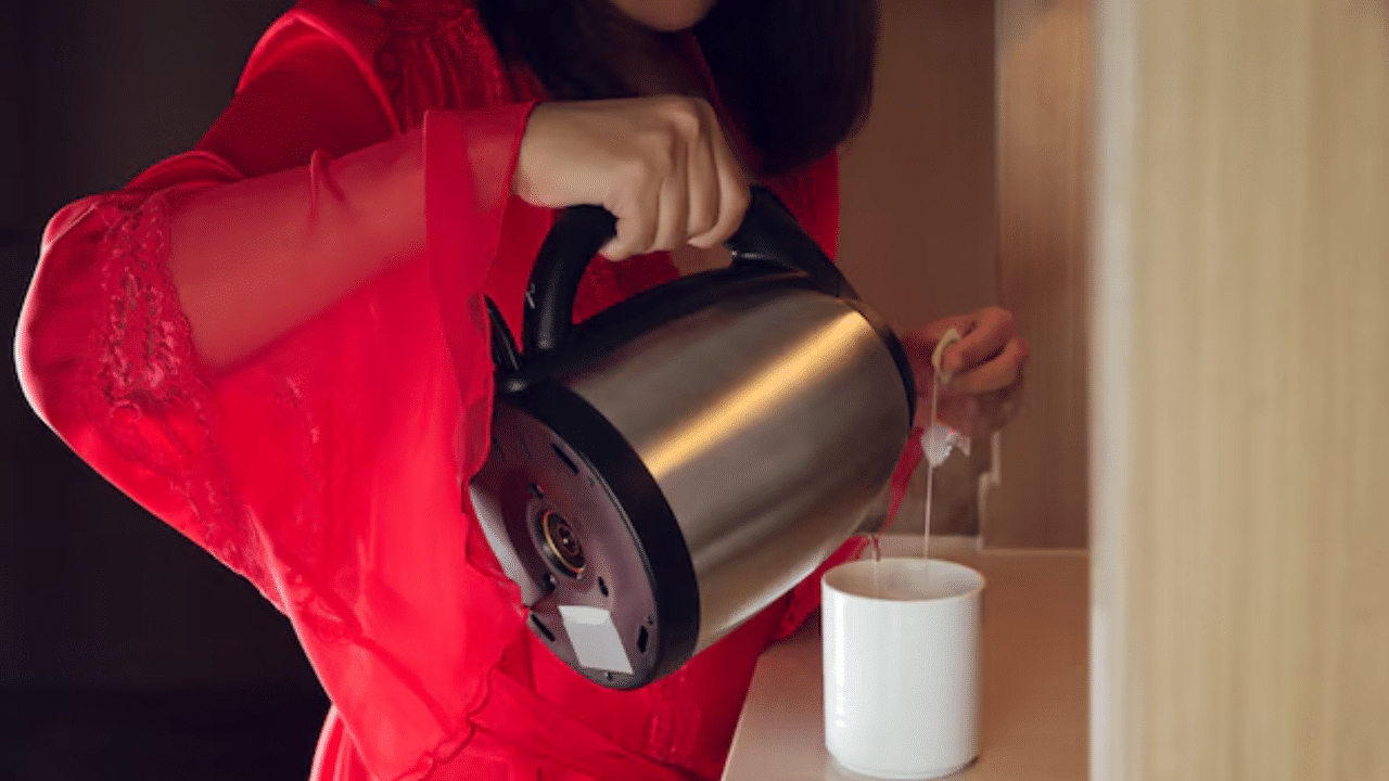 Remove Stains In Kettle