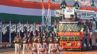 Republic Day 2025: 76-ാം റിപ്പബ്ലിക് ദിനാഘോഷത്തിൻ്റെ നിറവിൽ രാജ്യം; ഇന്തോനേഷ്യൻ പ്രസിഡൻ്റ് മുഖ്യാതിഥി, രാജ്യതലസ്ഥാനത്ത് അതീവ സുരക്ഷ