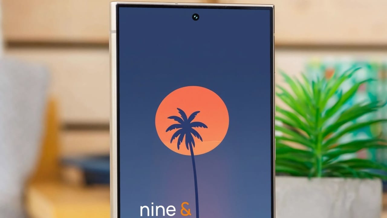 സാംസങ് എസ് പരമ്പരയിലെ പുതിയ ഫോൺ എസ് 25 സീരീസ് ഈ മാസം 22നാണ് പുറത്തിറങ്ങുക. ഈ സീരീസ് മുതൽ പുതിയ ഫോണും അവതരിപ്പിക്കും. കട്ടി കുറഞ്ഞ സ്ലിം വേരിയൻ്റാണ് പുതിയ ഫോൺ. എസ് 25, എസ് 25 പ്ലസ്, എസ് 25 അൾട്ര എന്നീ മോഡലുകൾക്കൊപ്പമാണ് സ്ലിം മോഡലും പുറത്തിറങ്ങുക. (Image Courtesy - Social Media)