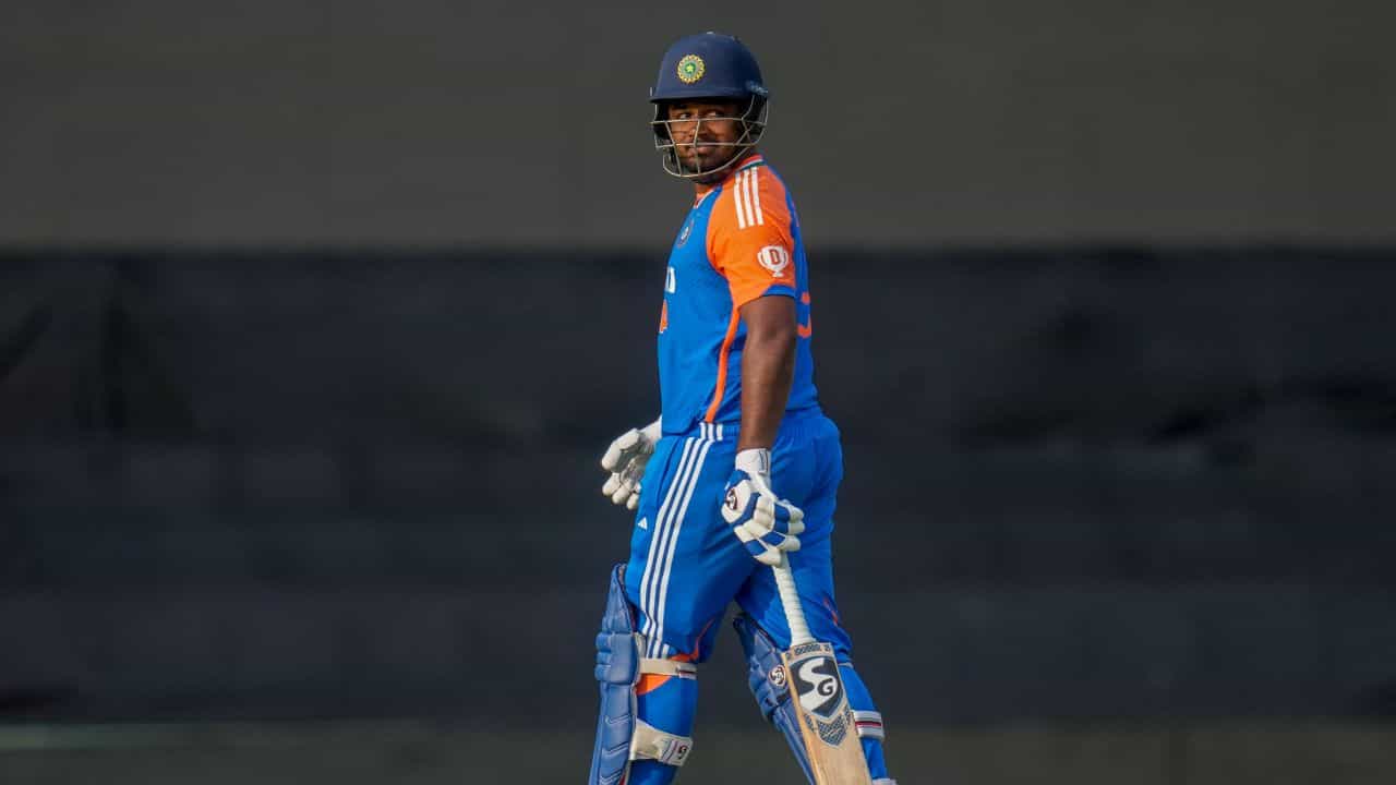 Sanju Samson : ഷോർട്ട് ബോൾ കെണിയിൽ സഞ്ജു വീണ്ടും വീണു; ഇത്തവണ വിക്കറ്റ് മഹ്മൂദിന്, ഇന്ത്യ പരുങ്ങലിൽ