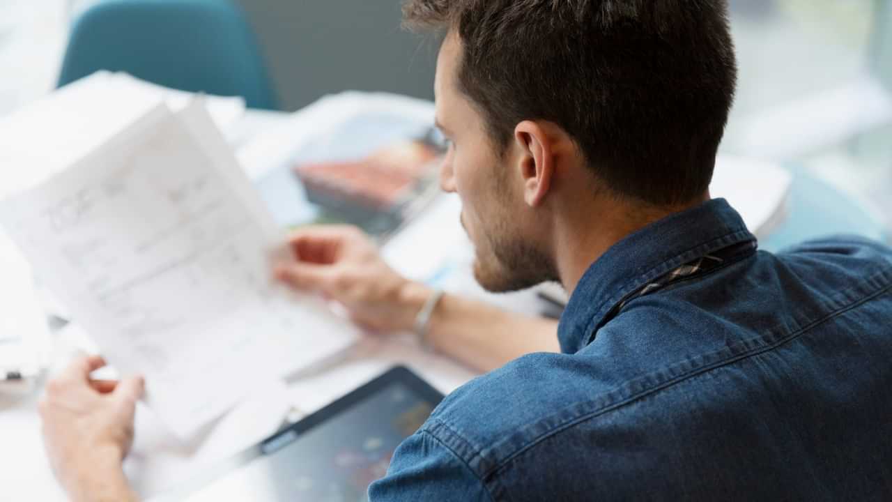 Savings Accounts Rules: നിക്ഷേപ പരിധി കഴിഞ്ഞാൽ പണി പാളും, സേവിംഗ്സ് അക്കൗണ്ടിൽ ഇതൊക്കെ സൂക്ഷിക്കണം Savings Accounts Rules: നിക്ഷേപ പരിധി കഴിഞ്ഞാൽ പണി പാളും, സേവിംഗ്സ് അക്കൗണ്ടിൽ ഇതൊക്കെ സൂക്ഷിക്കണം