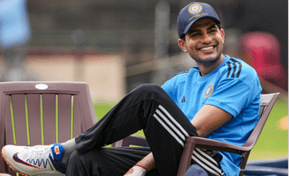 IND vs AUS: സിഡ്നിയിൽ ഇന്ത്യക്ക് ബാറ്റിം​ഗ്, മോശം തുടക്കം; ഓപ്പണർമാർ മടങ്ങി