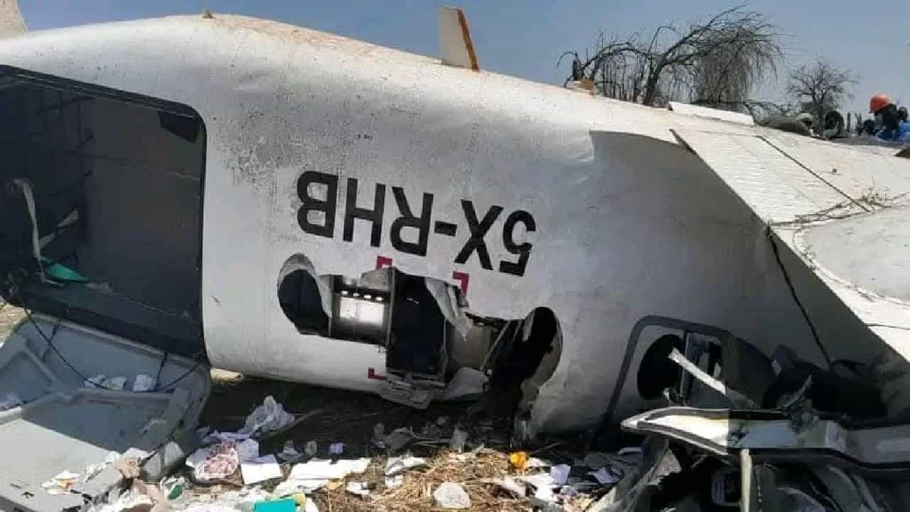 Plane Crashes : സൗത്ത് സുഡാനില്‍ വിമാനാപകടം, 20 പേര്‍ക്ക് ദാരുണാന്ത്യം; മരിച്ചവരില്‍ ഇന്ത്യക്കാരനും